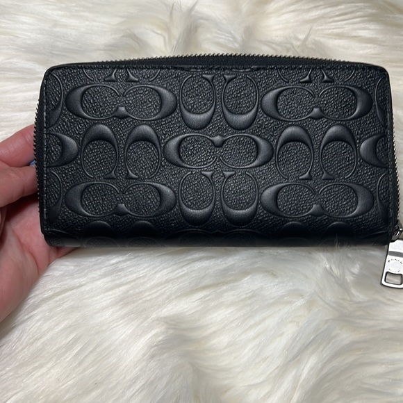 Sold 🟥 - Picture 15 of 16